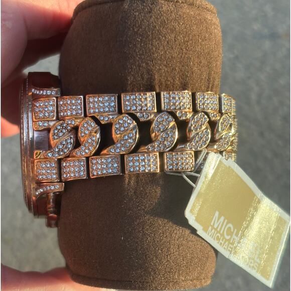 Michael Kors Watch MK5900 Oversized Rose Gold Pave Face and Band New NWT $550 - Picture 6 of 11